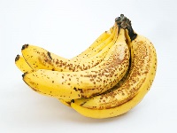 Почему полезней есть потемневшие бананы?